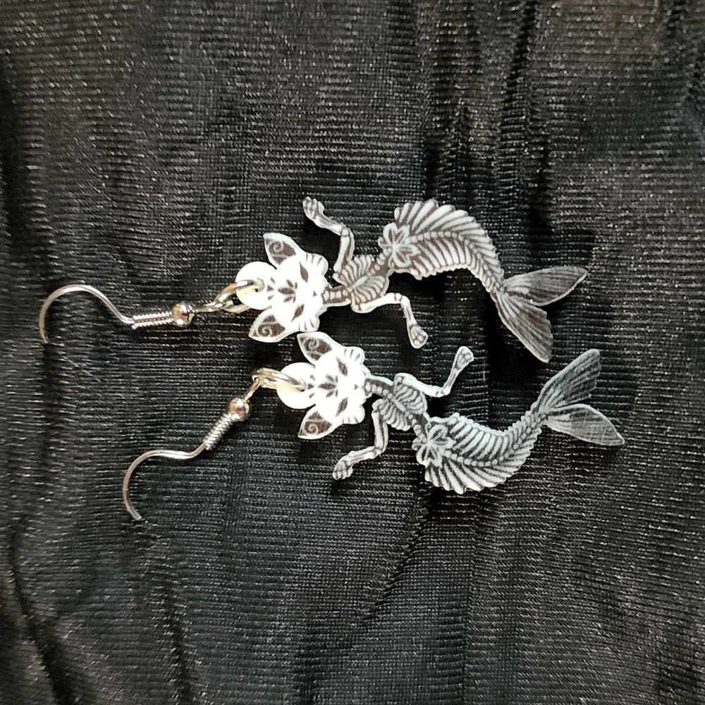 Hippy sun skeleton cats Halloween earrings